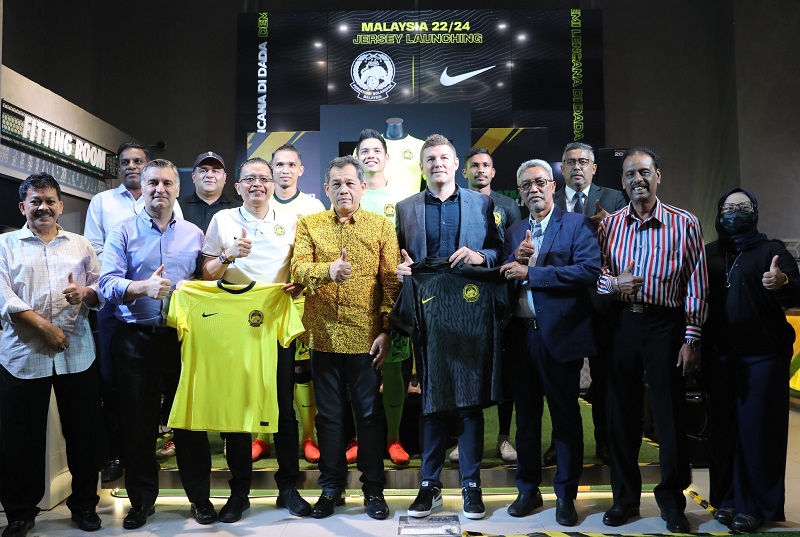 251117195924-tmj-j.jpg